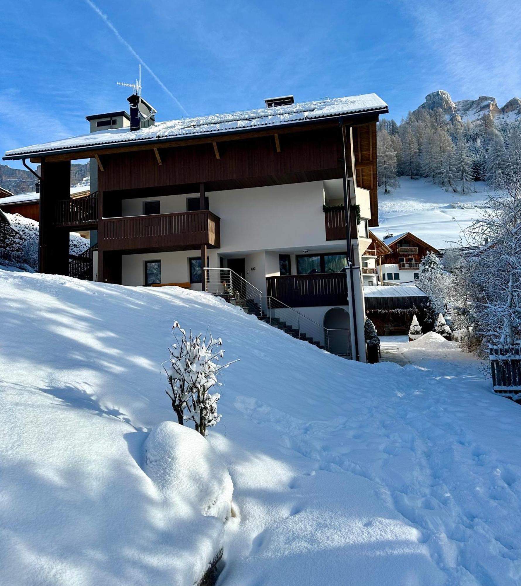 Apartment Ciasa Laoi San Cassiano  Exterior photo