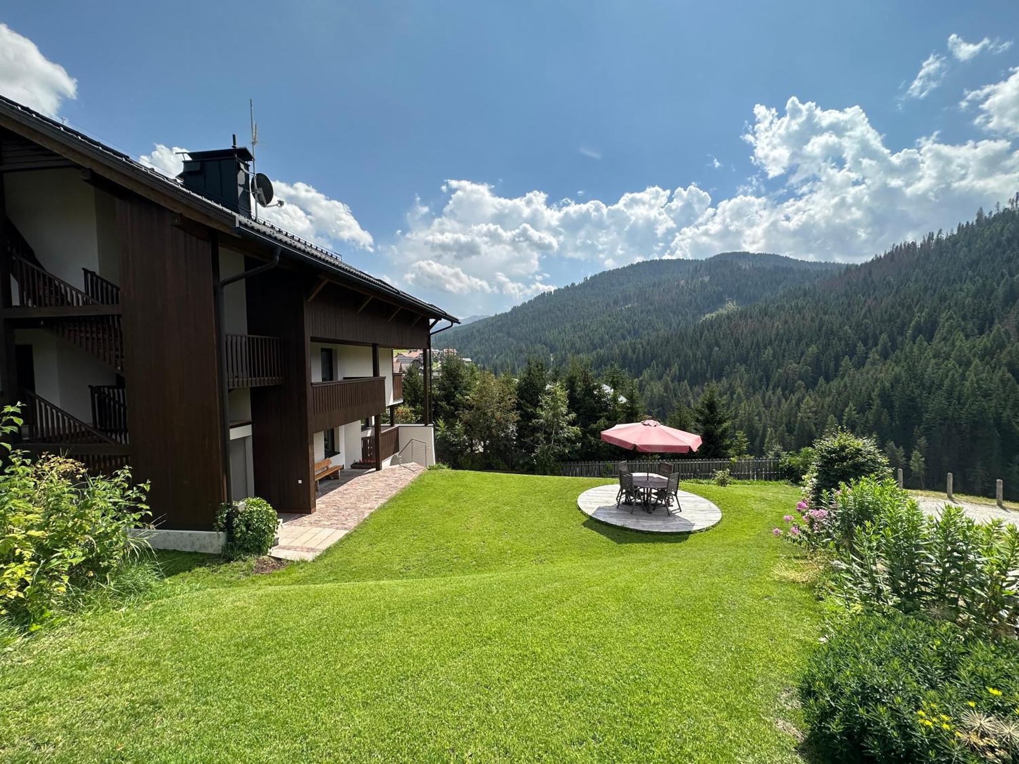Apartment Ciasa Laoi San Cassiano  Exterior photo